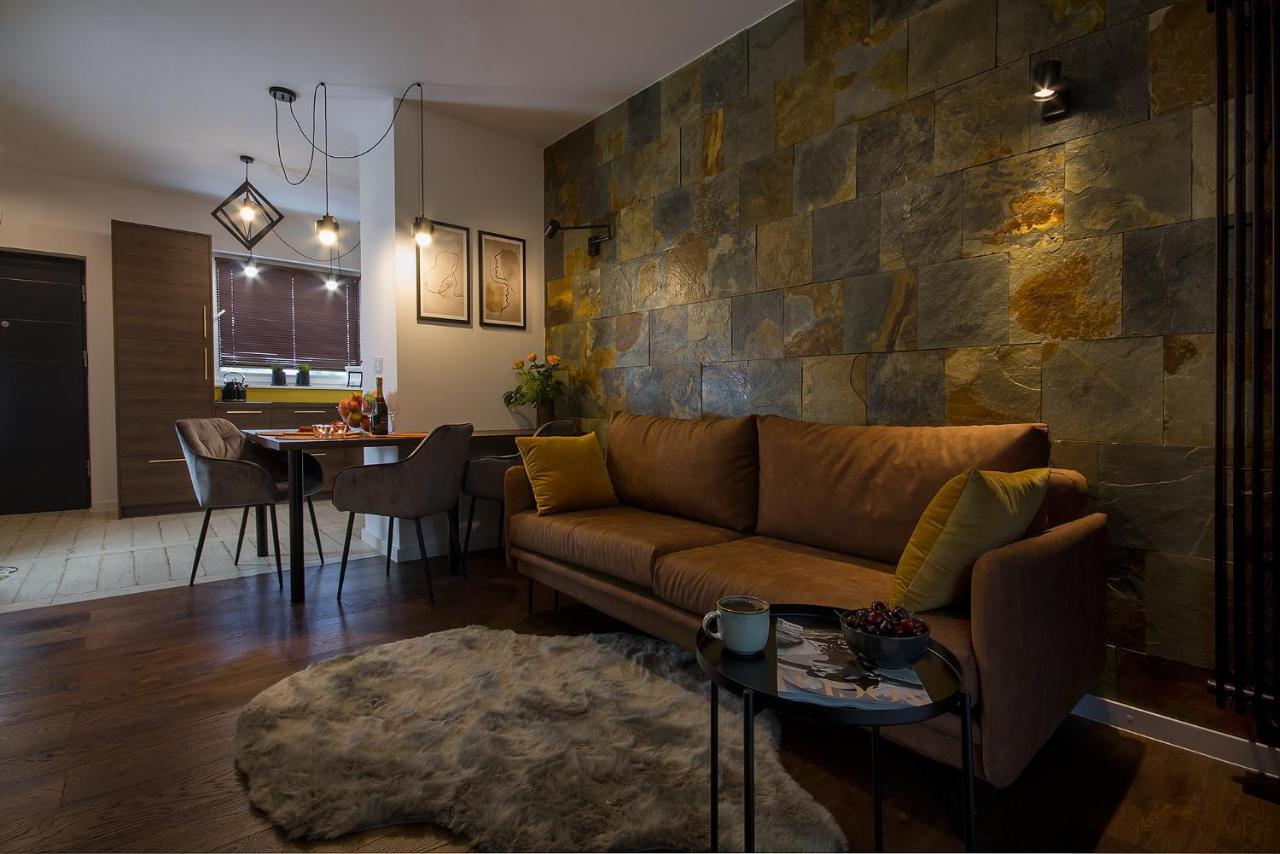 W&K Apartments - Desire Suite - Faktura Vat, Parking 科沙林 外观 照片